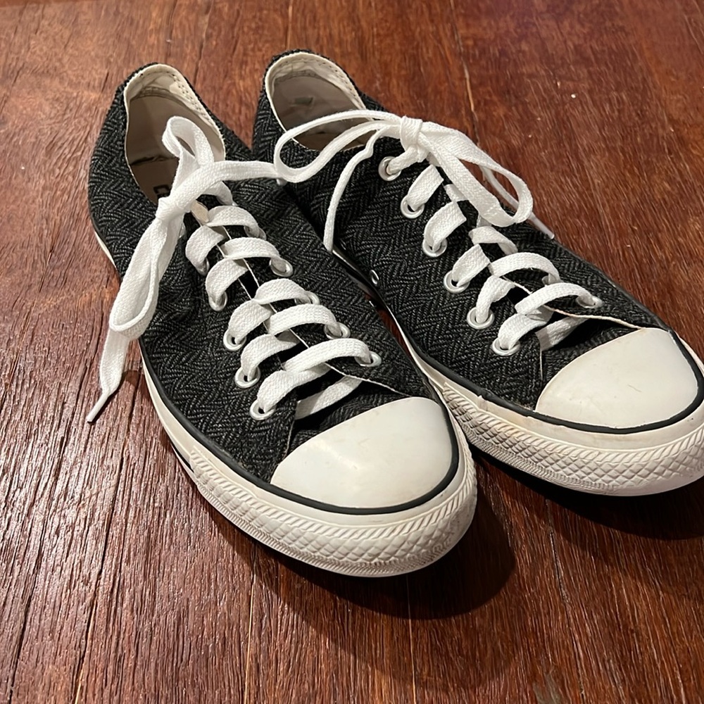 Grey ck herringbone Converse Men’s 8/ Women’s 10